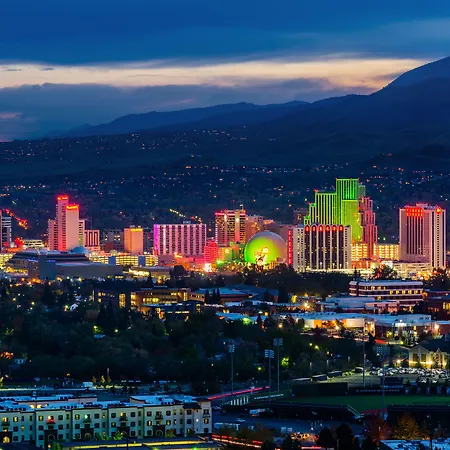 Ramada By Wyndham Reno Hotel & Casino-2